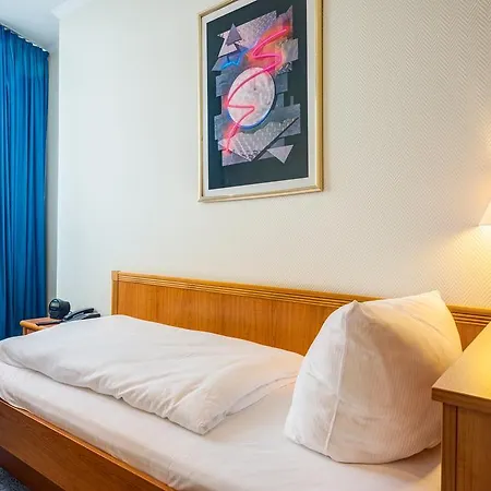 Panorama Am Kurfuerstendamm Szálloda Berlin