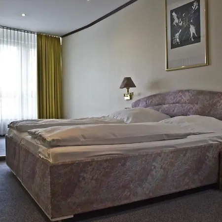 Panorama Am Kurfuerstendamm 3*