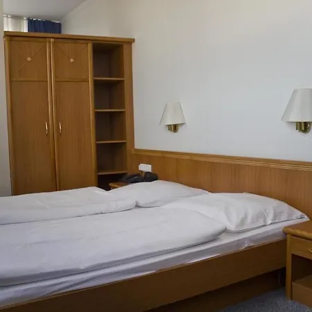 Panorama Am Kurfuerstendamm Szálloda Berlin