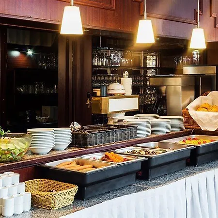 Hotel Panorama Am Kurfuerstendamm 3*