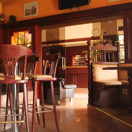 Panorama Am Kurfuerstendamm 3*