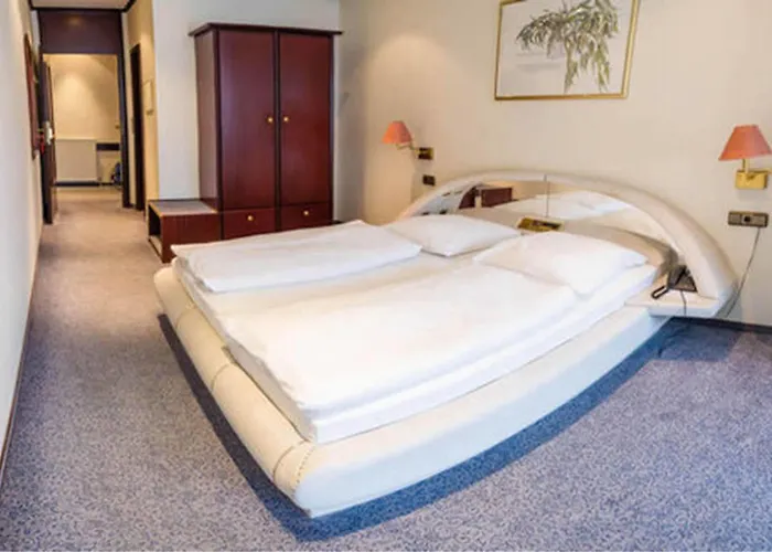 Ξενοδοχείο Panorama Am Kurfuerstendamm 3*