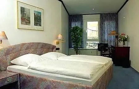 Panorama Am Kurfuerstendamm 3* Berlín