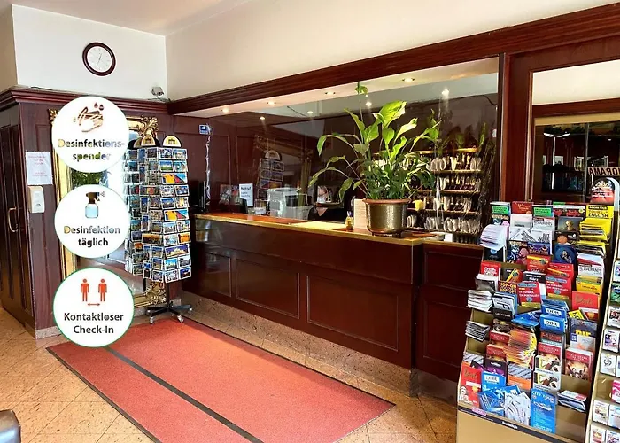 Panorama Am Kurfuerstendamm 3*